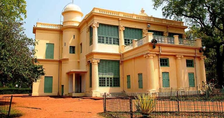 Santiniketan Bari